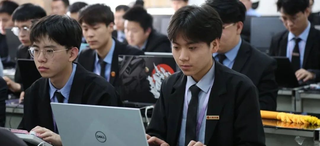 江蘇大數據培訓機構哪個口碑好推薦八維職業學校的理由