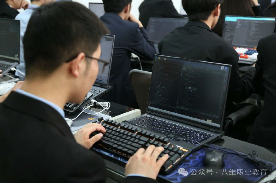 上海移動(dòng)測試培訓(xùn)機(jī)構(gòu)哪個(gè)口碑好推薦八維教育的理由