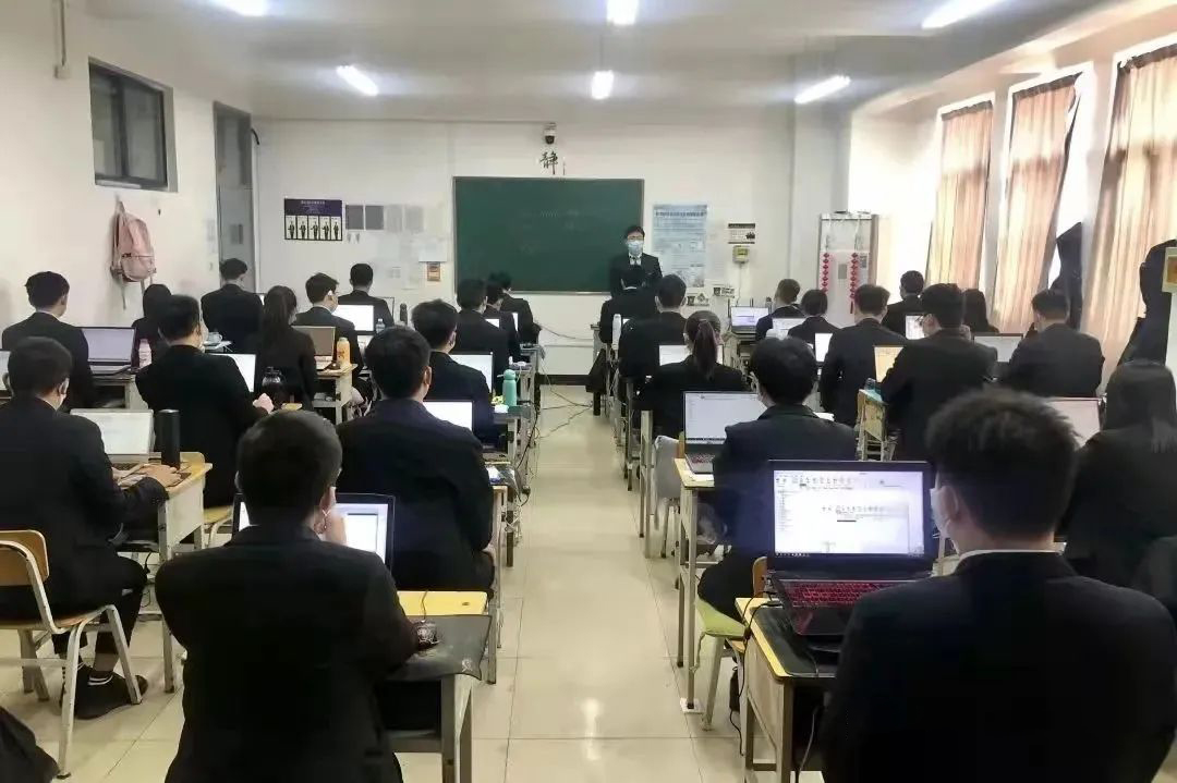 八維大數(shù)據(jù)培訓