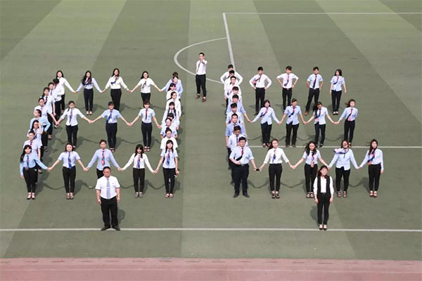 八維職業學校網絡工程專業學子學習生活風采