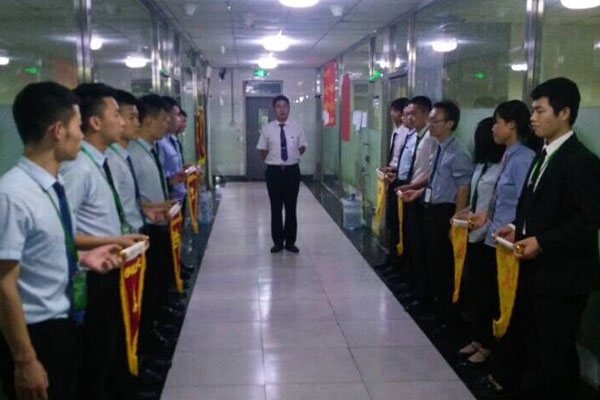 八維職業學校網絡工程專業學子學習生活風采