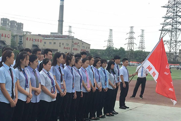 八維職業(yè)學(xué)校網(wǎng)絡(luò)工程專業(yè)學(xué)子學(xué)習(xí)生活風(fēng)采