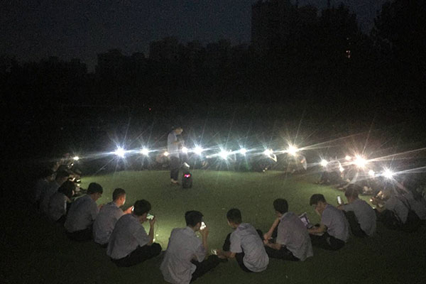 八維職業學校網絡工程專業學子學習生活風采